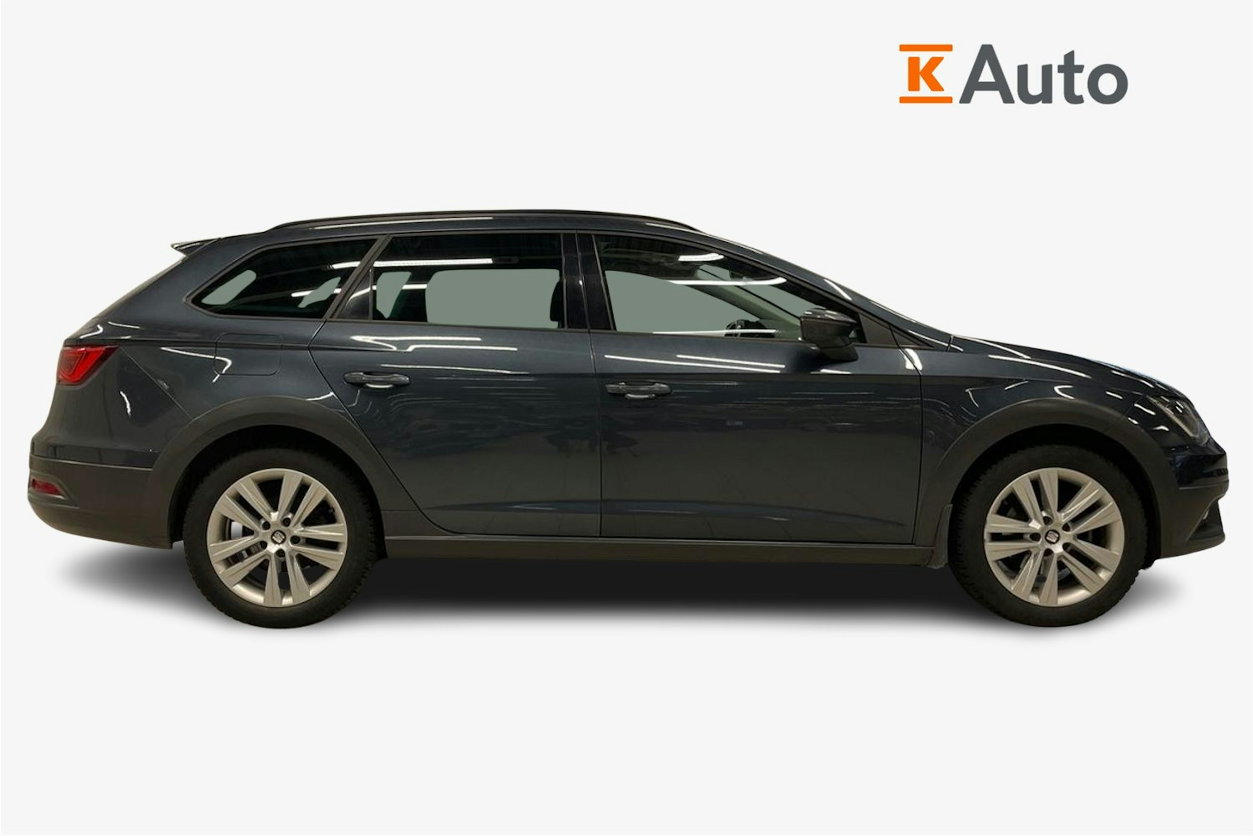 harmaa SEAT Leon X-Perience 2019 kuva 6.