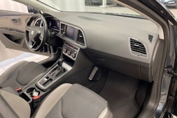 harmaa SEAT Leon X-Perience 2019 kuva 24.