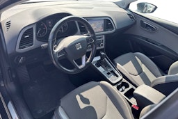 harmaa SEAT Leon X-Perience 2019 kuva 3.