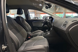 harmaa SEAT Leon X-Perience 2019 kuva 14.