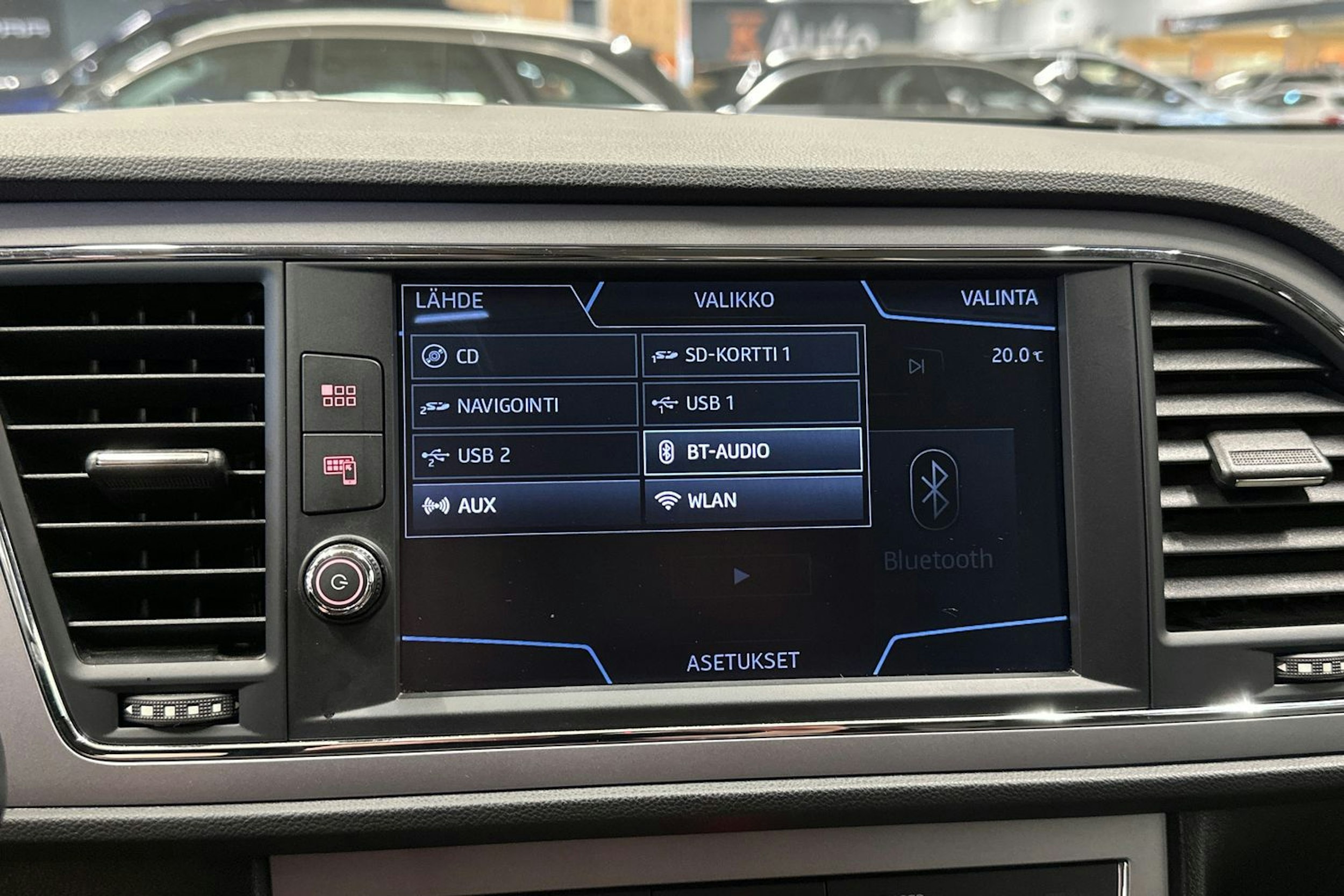 harmaa SEAT Leon X-Perience 2019 kuva 21.