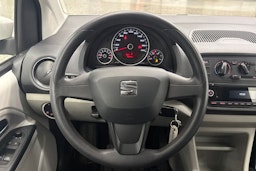 valkoinen SEAT Mii 2018 kuva 10.