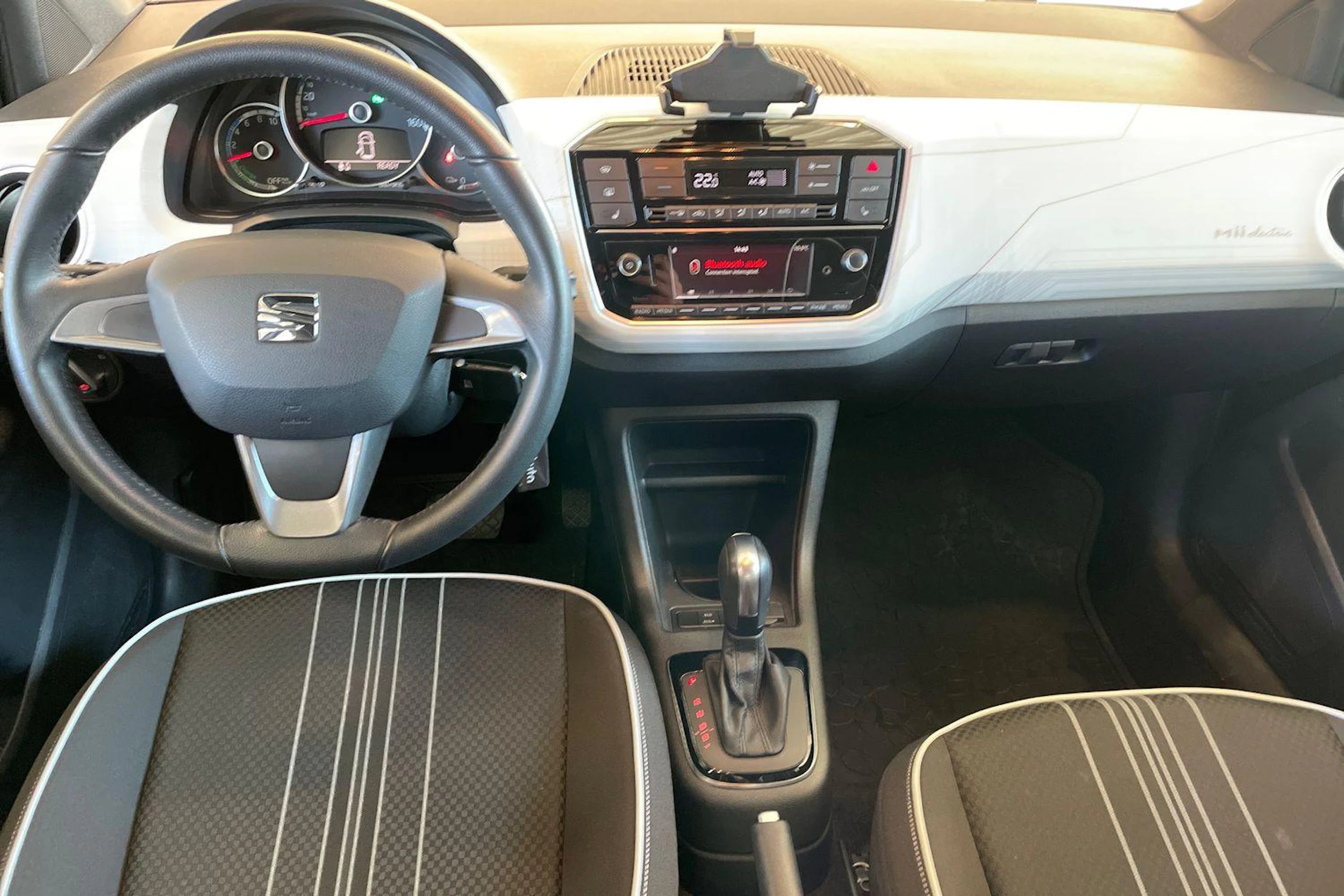 musta SEAT Mii 2021 kuva 7.