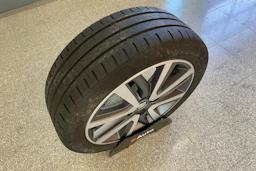 musta SEAT Mii 2021 kuva 18.