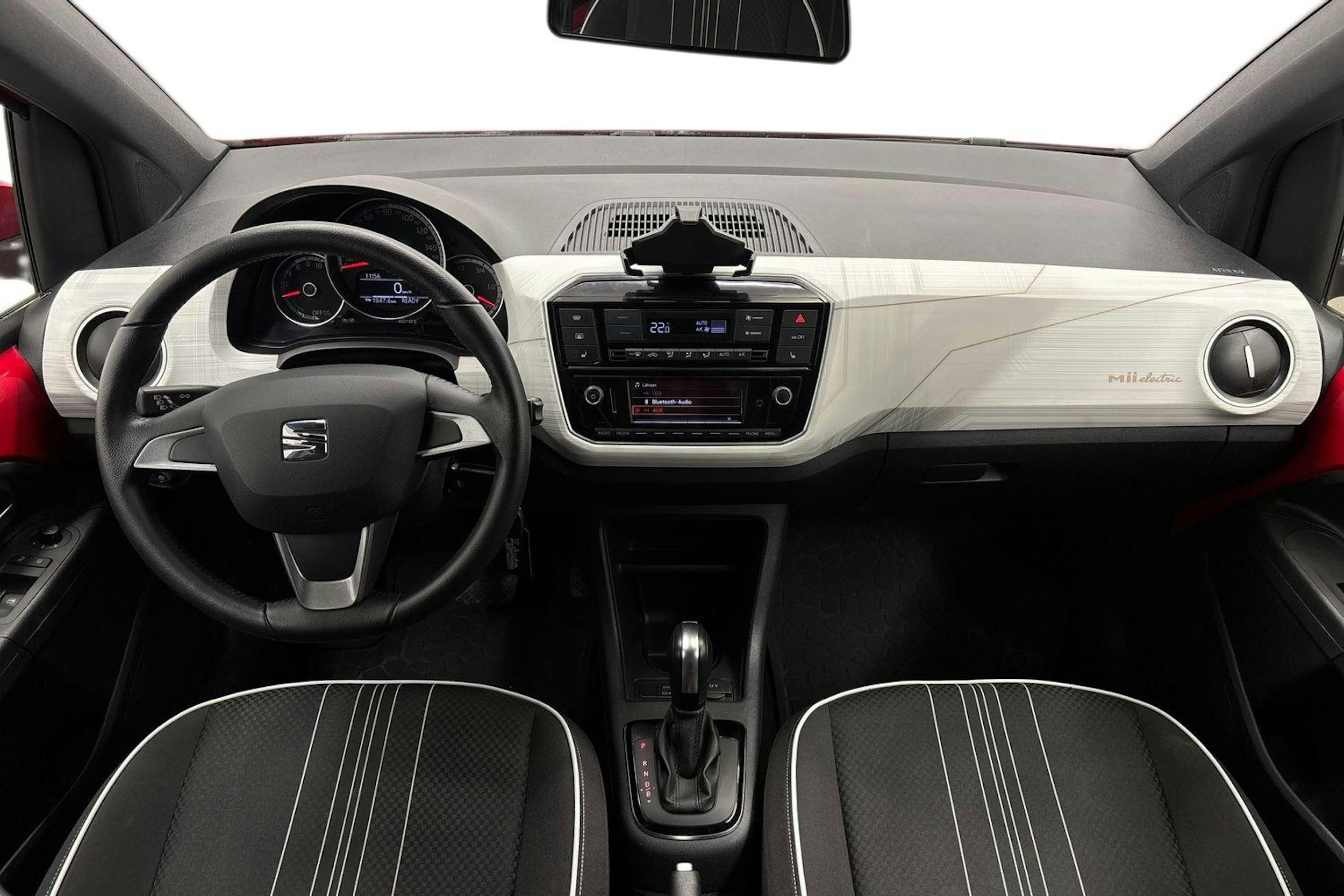 punainen SEAT Mii 2021 kuva 9.