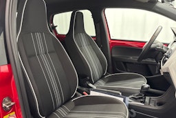 punainen SEAT Mii electric 2021 kuva 14.