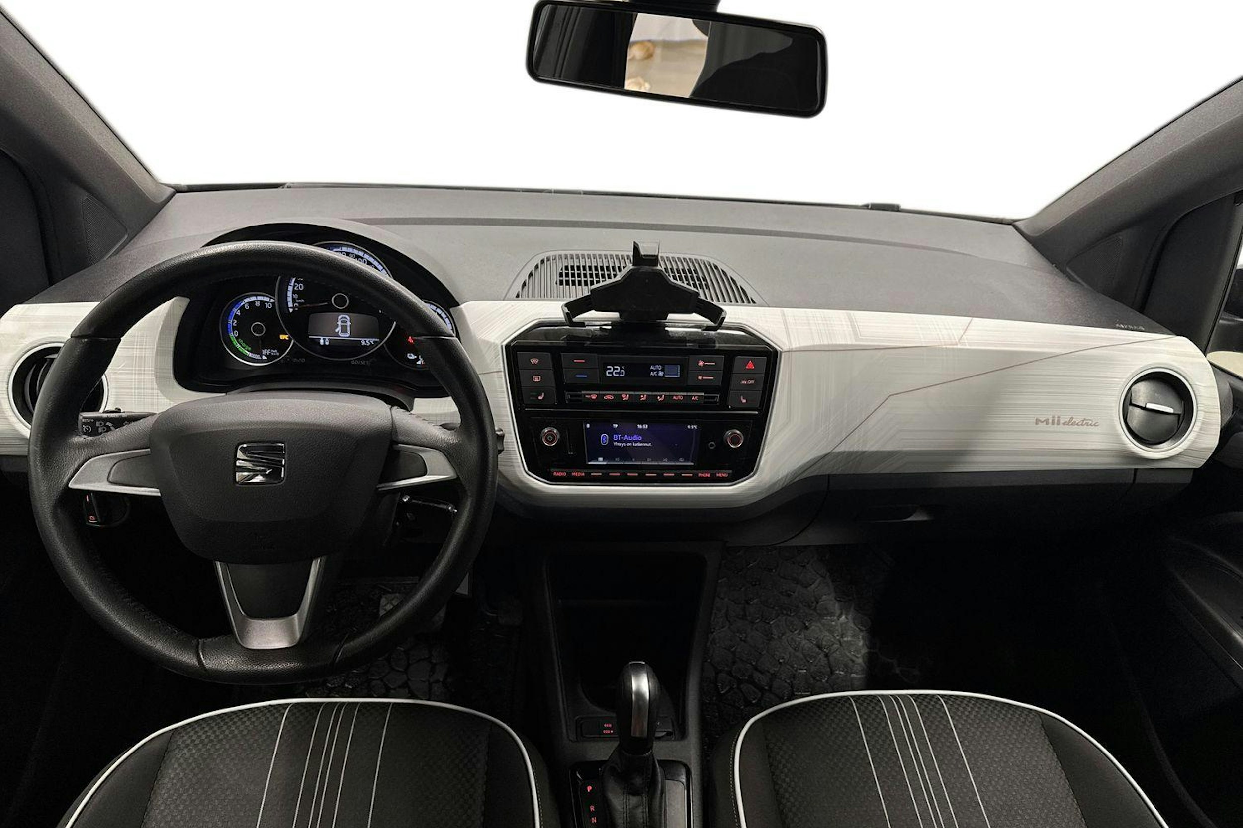 musta SEAT Mii electric 2020 kuva 7.