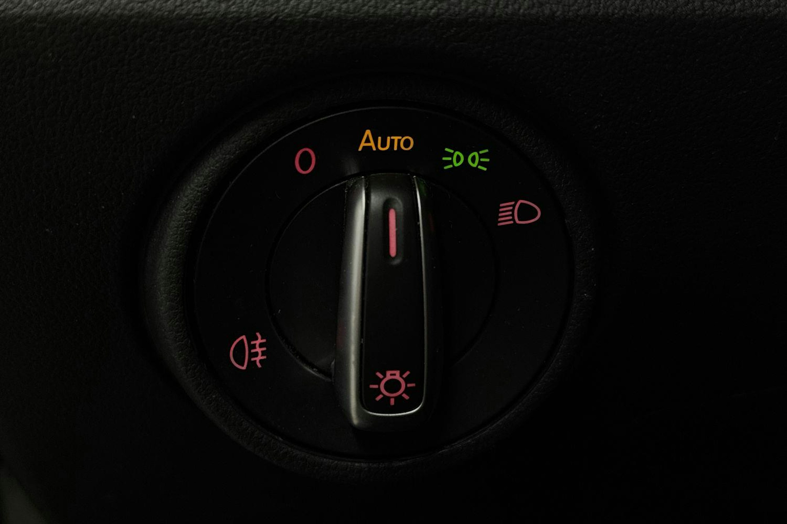 musta SEAT Mii electric 2020 kuva 13.