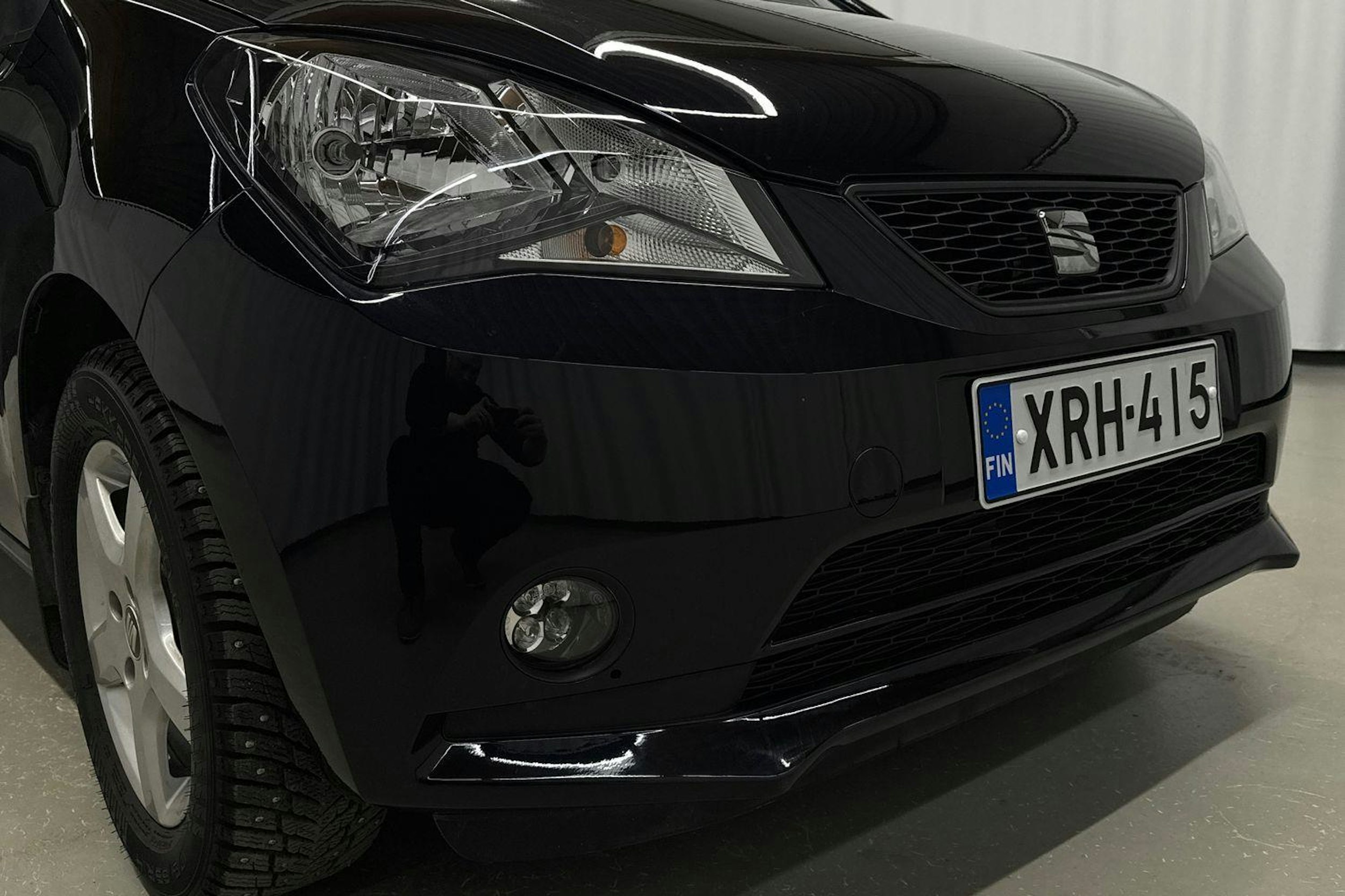 musta SEAT Mii electric 2020 kuva 24.