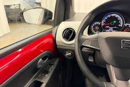 punainen SEAT Mii electric 2020 kuva 16.