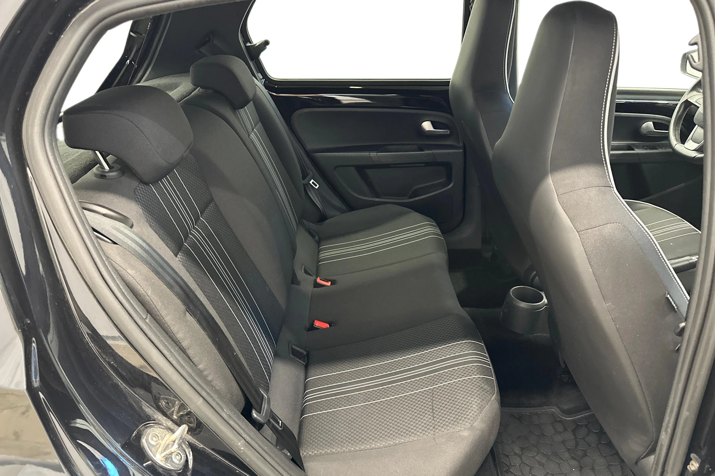 musta SEAT Mii electric 2020 kuva 9.