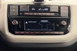 Valkoinen SEAT Mii electric 2021 kuva 16.