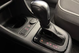 Valkoinen SEAT Mii electric 2021 kuva 17.