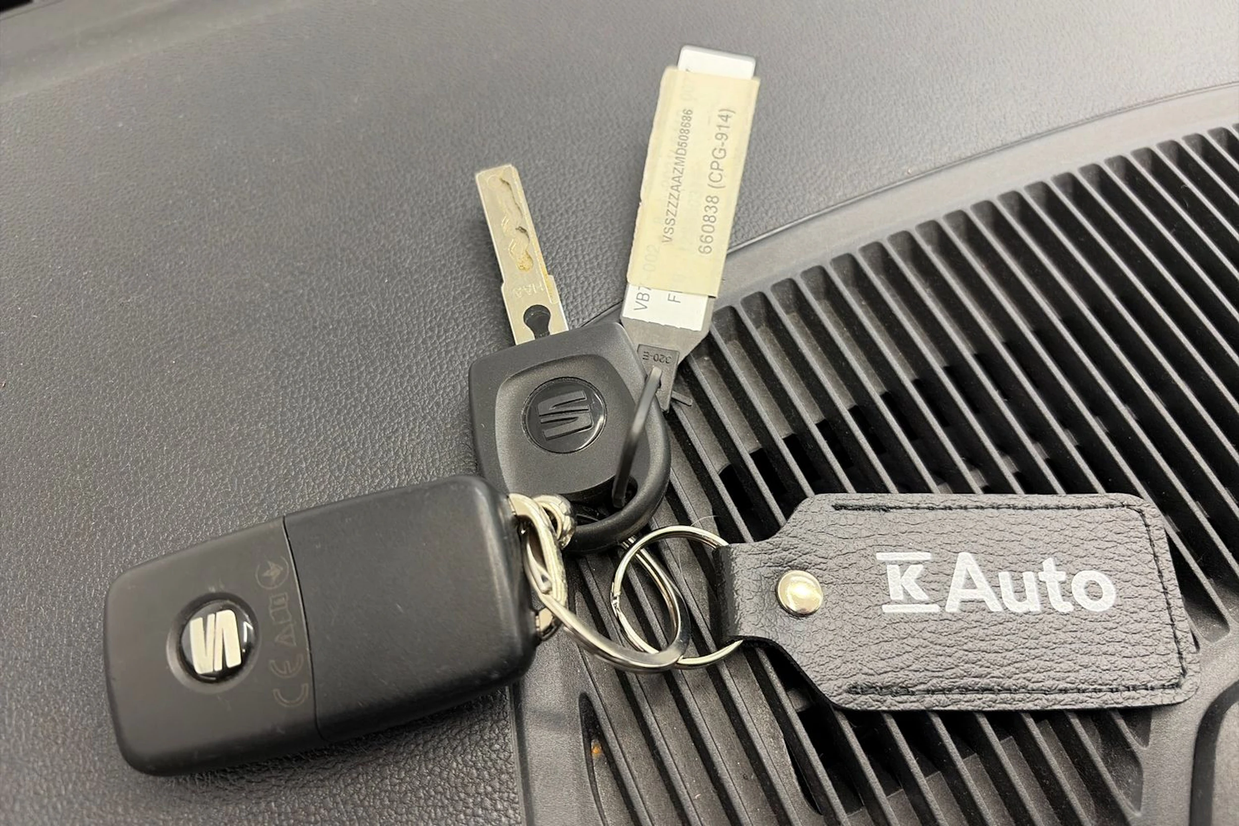 Valkoinen SEAT Mii electric 2021 kuva 20.
