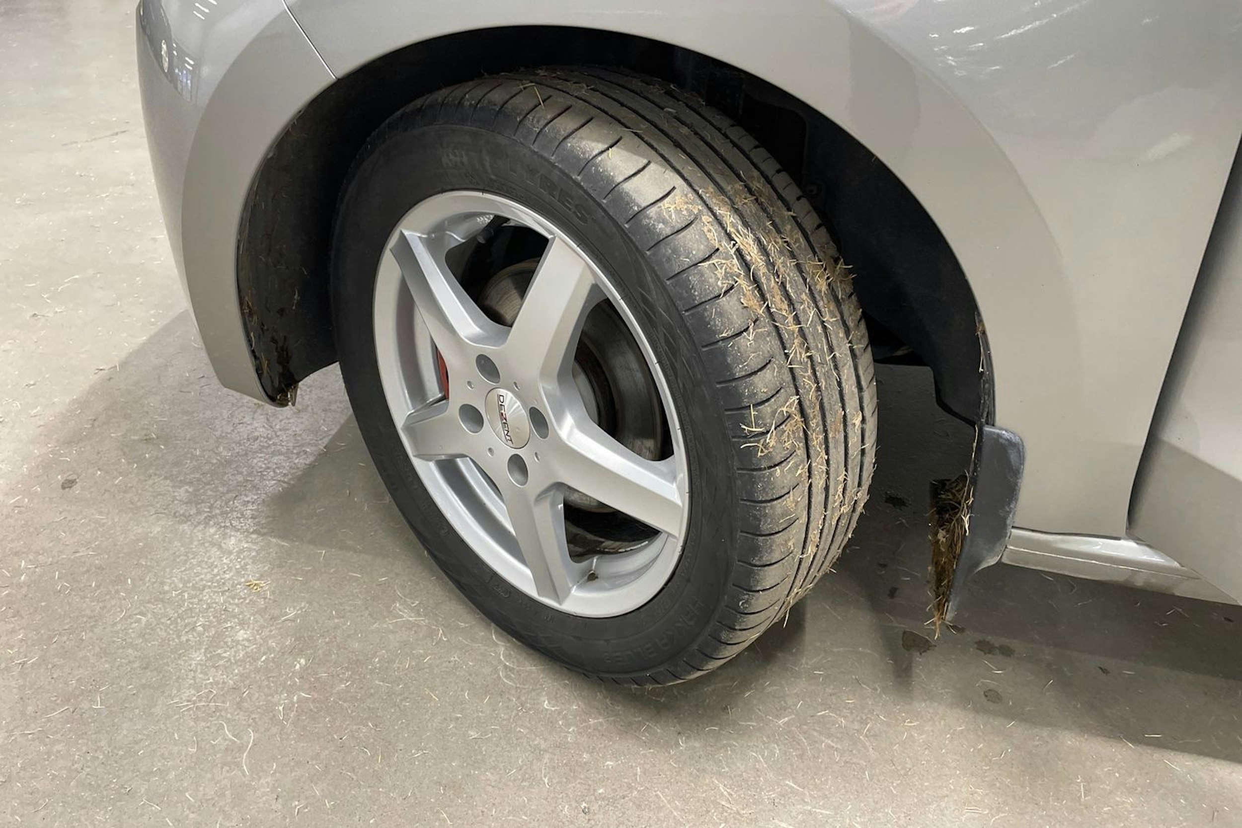 harmaa SEAT Mii electric 2021 kuva 13.