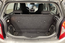 harmaa SEAT Mii electric 2021 kuva 14.