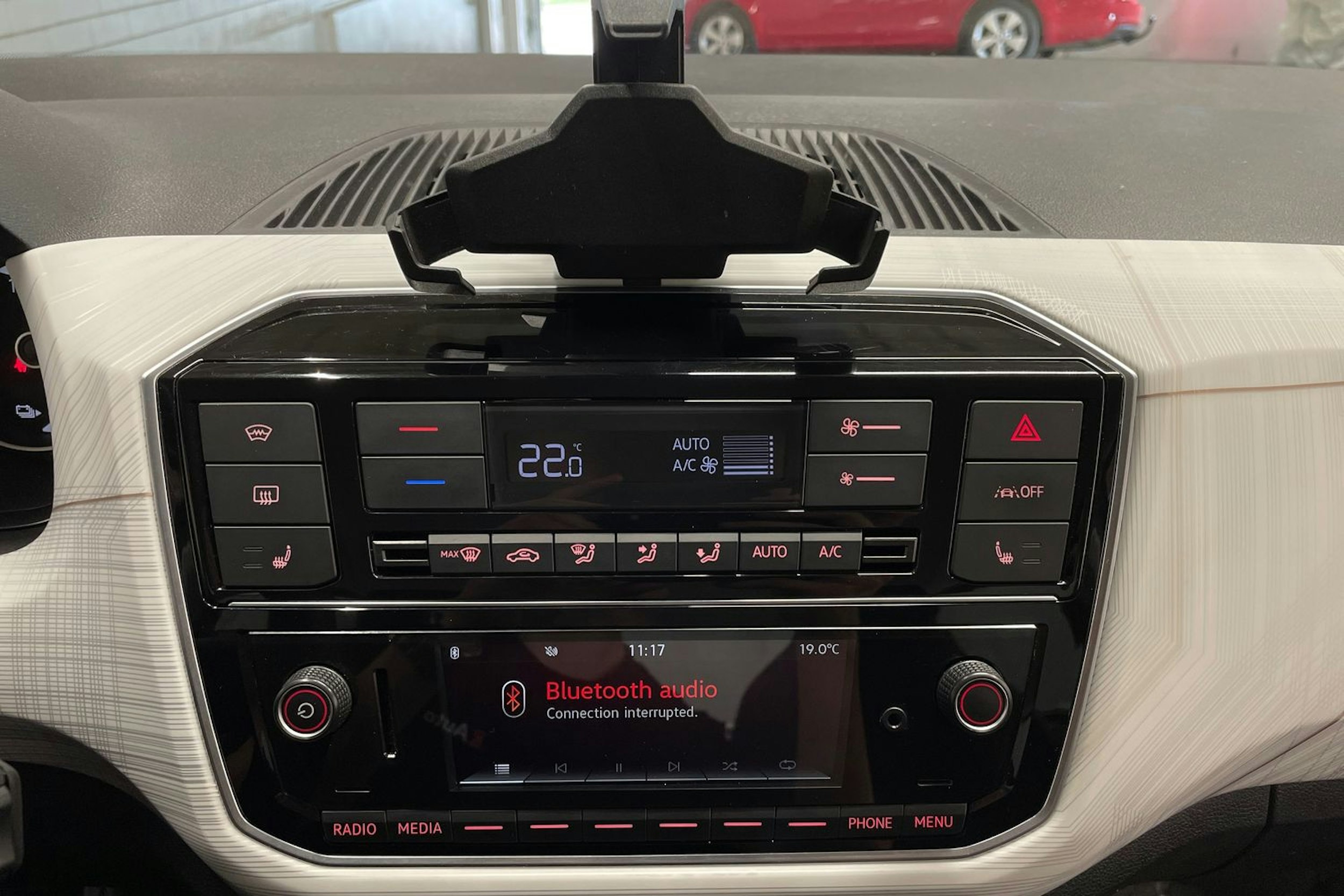 Musta SEAT Mii electric 2021 kuva 16.