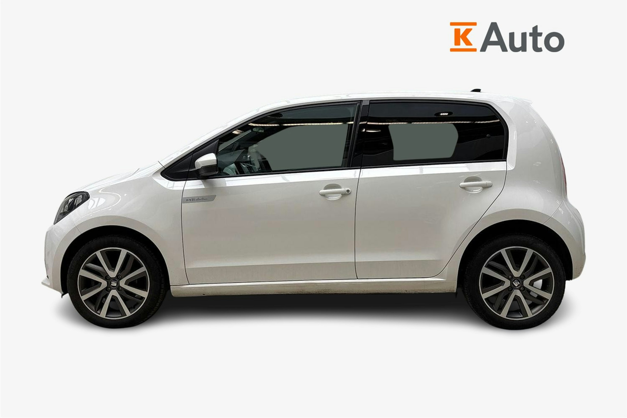 valkoinen SEAT Mii electric 2021 kuva 6.
