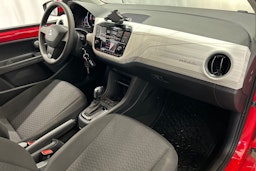punainen SEAT Mii electric 2021 kuva 17.