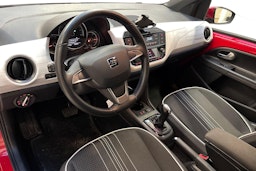 punainen SEAT Mii electric 2021 kuva 6.