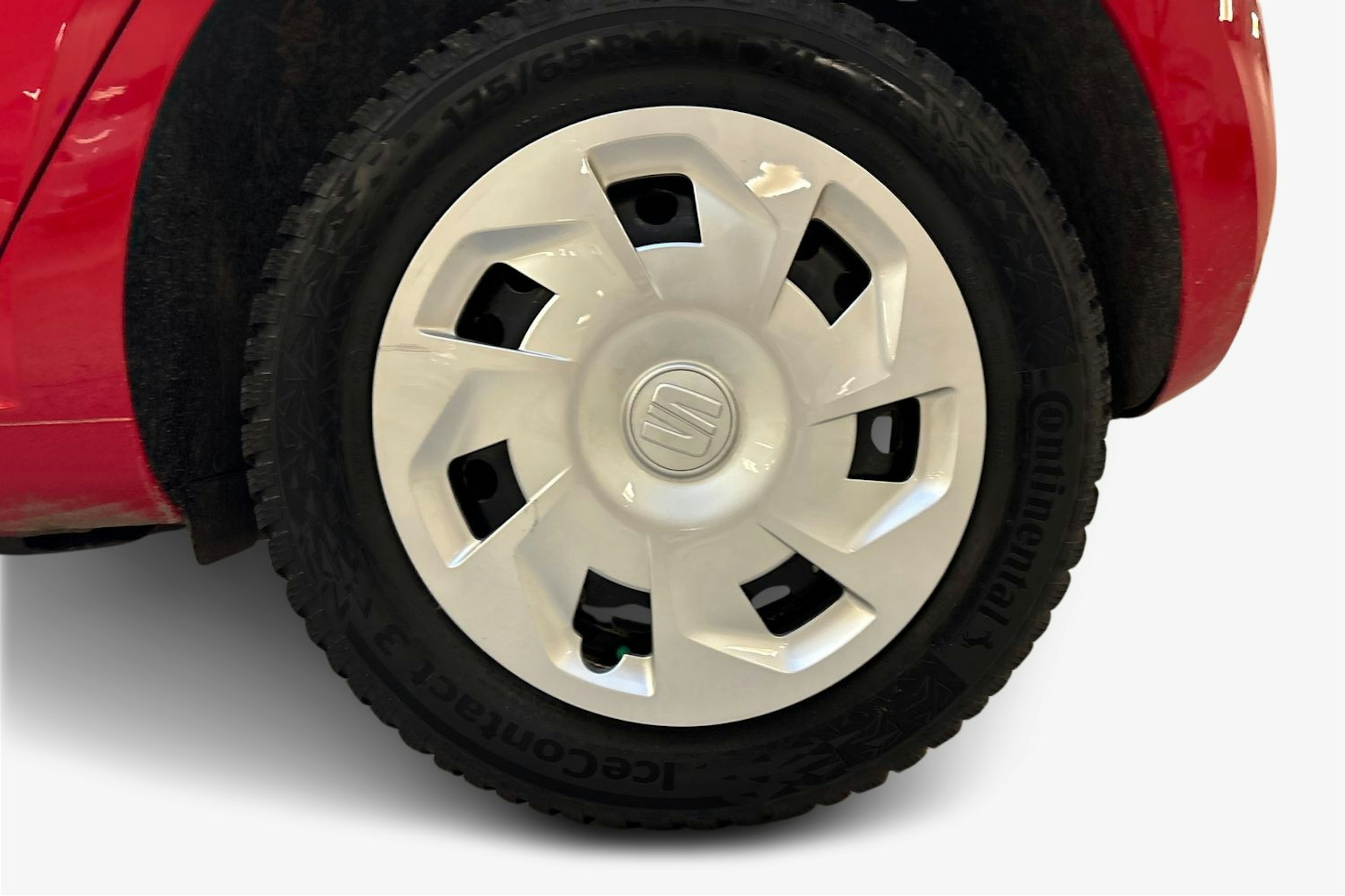 punainen SEAT Mii electric 2021 kuva 9.