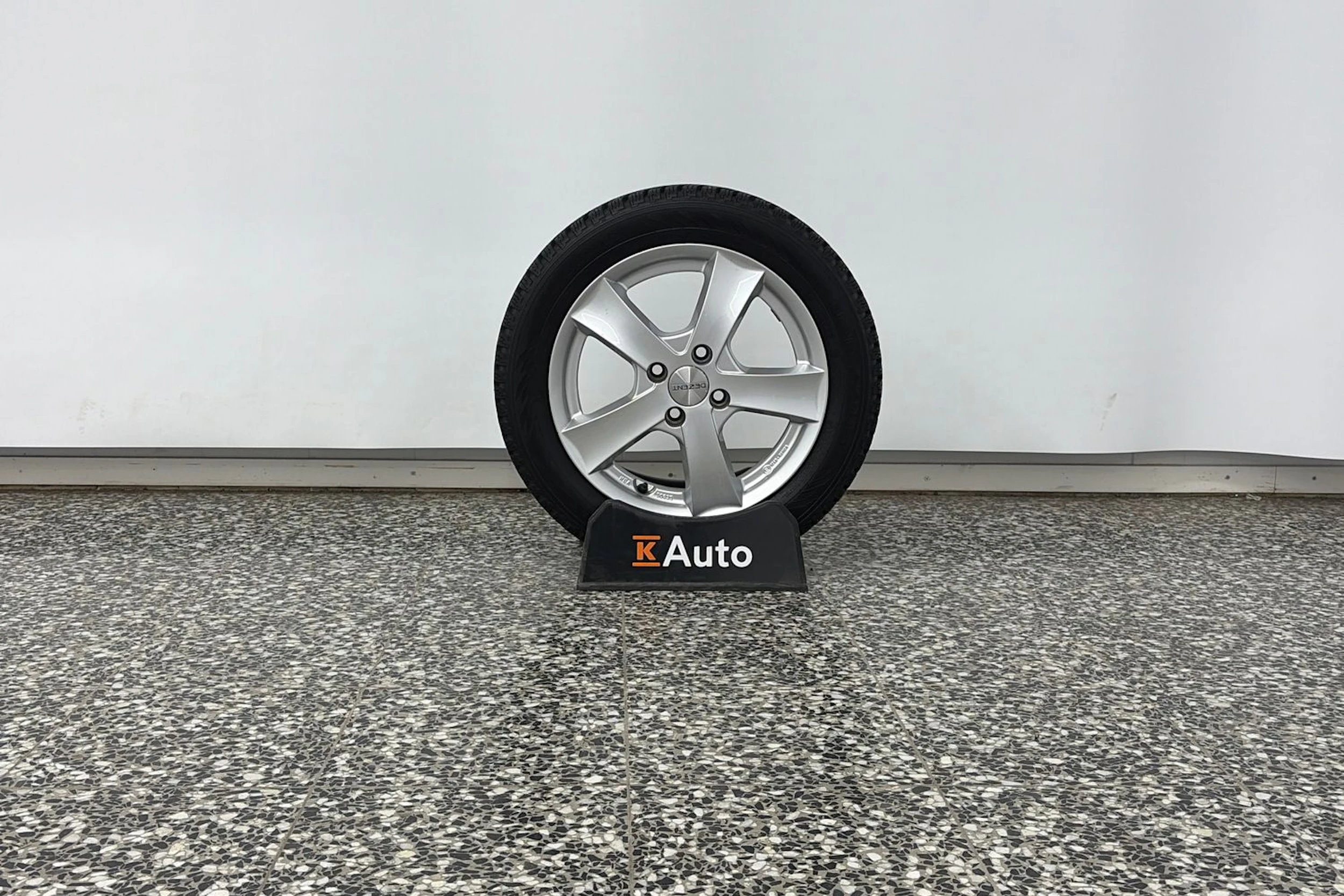 musta SEAT Mii electric 2021 kuva 13.