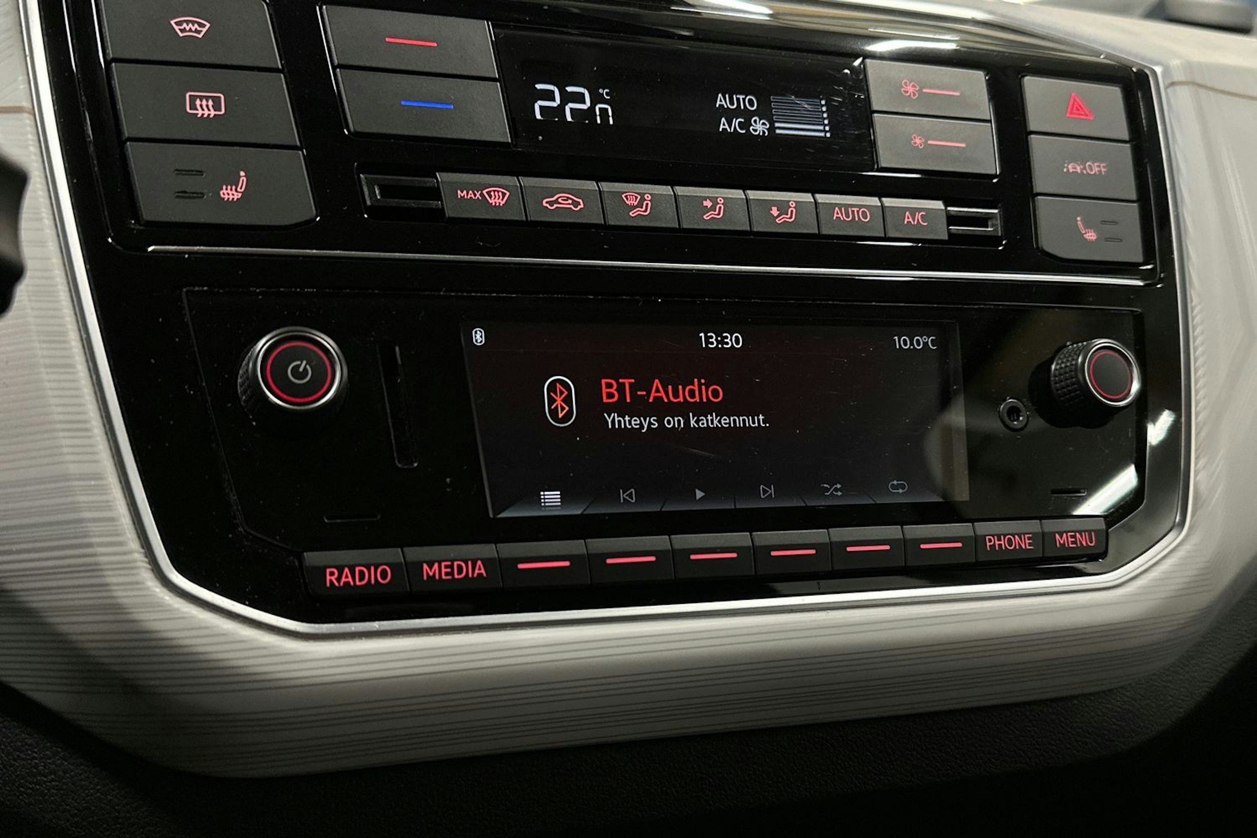 punainen SEAT Mii electric 2021 kuva 21.