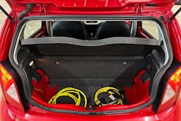 punainen SEAT Mii electric 2021 kuva 25.