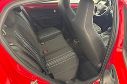 punainen SEAT Mii electric 2021 kuva 13.