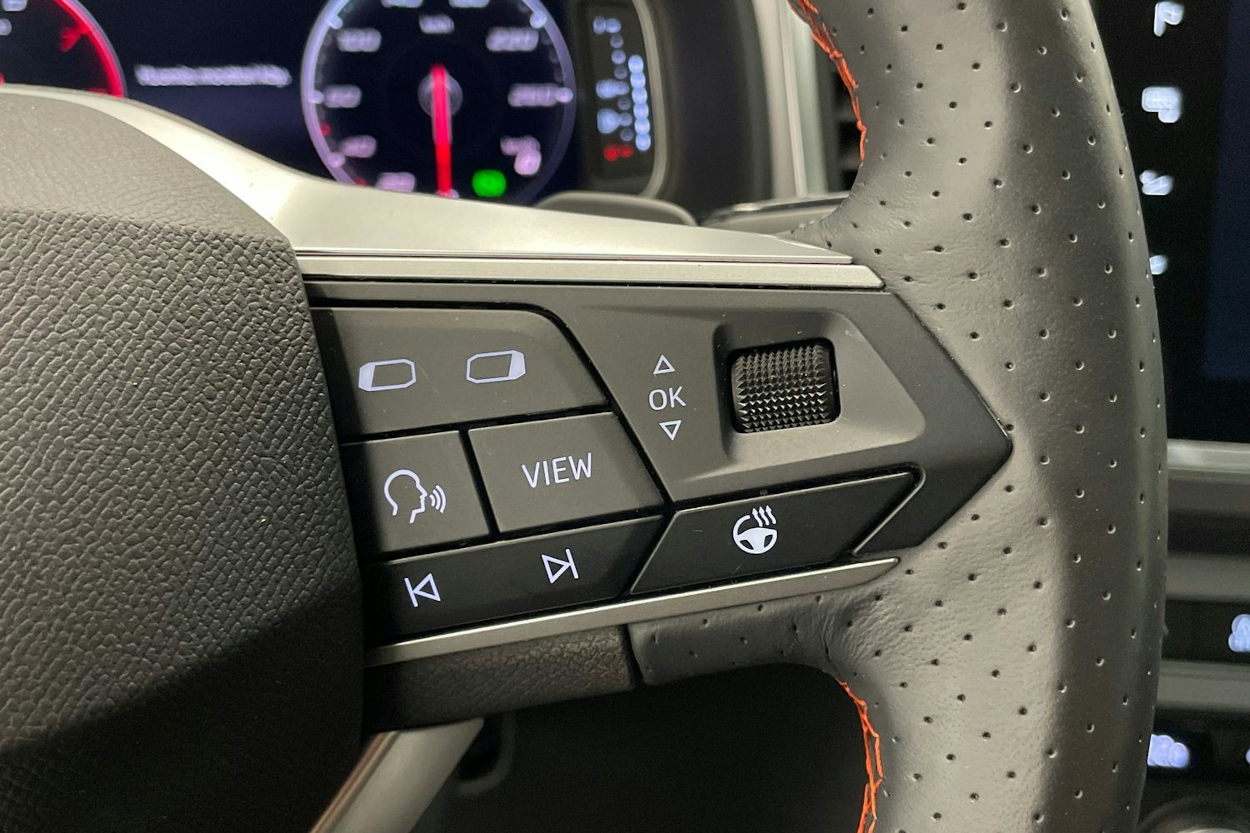 Valkoinen SEAT SEAT ATECA 2021 kuva 19.