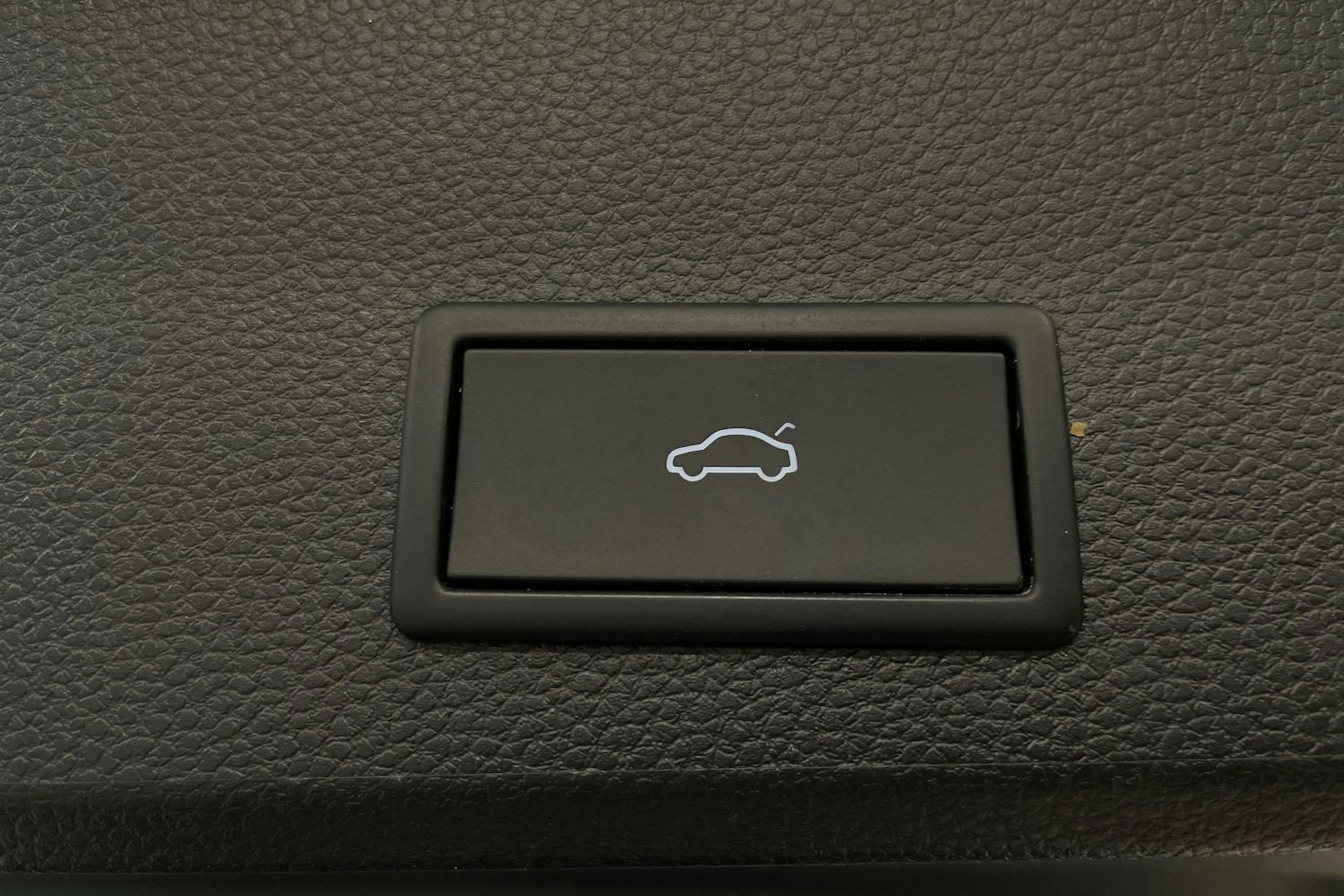 Valkoinen SEAT SEAT ATECA 2021 kuva 27.