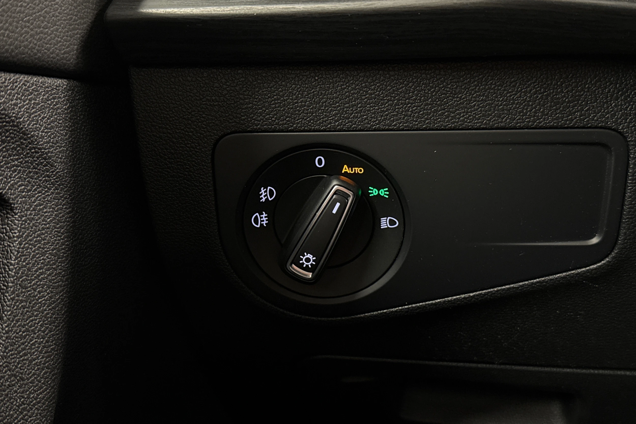 musta SEAT Tarraco 2019 kuva 25.
