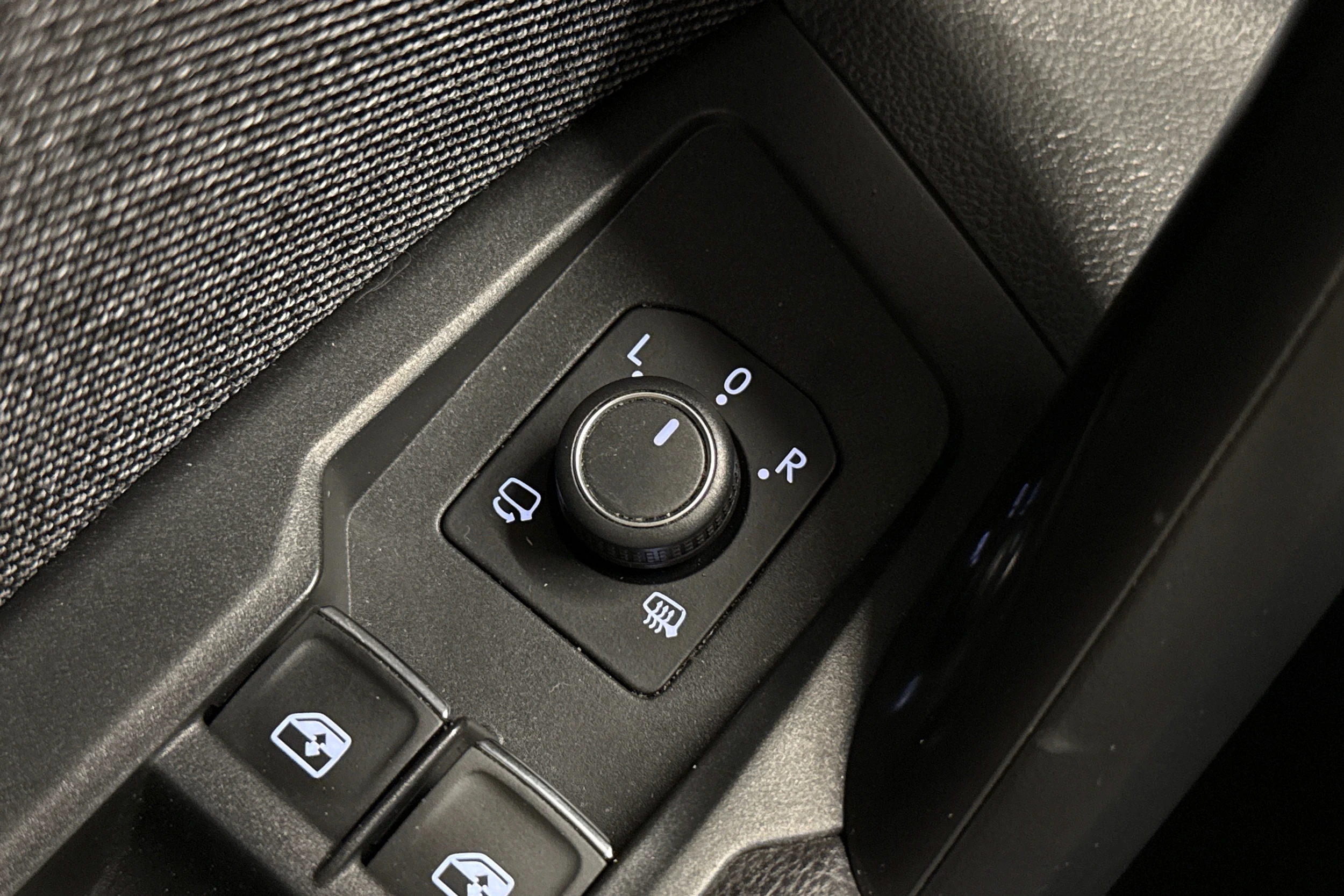 musta SEAT Tarraco 2019 kuva 26.