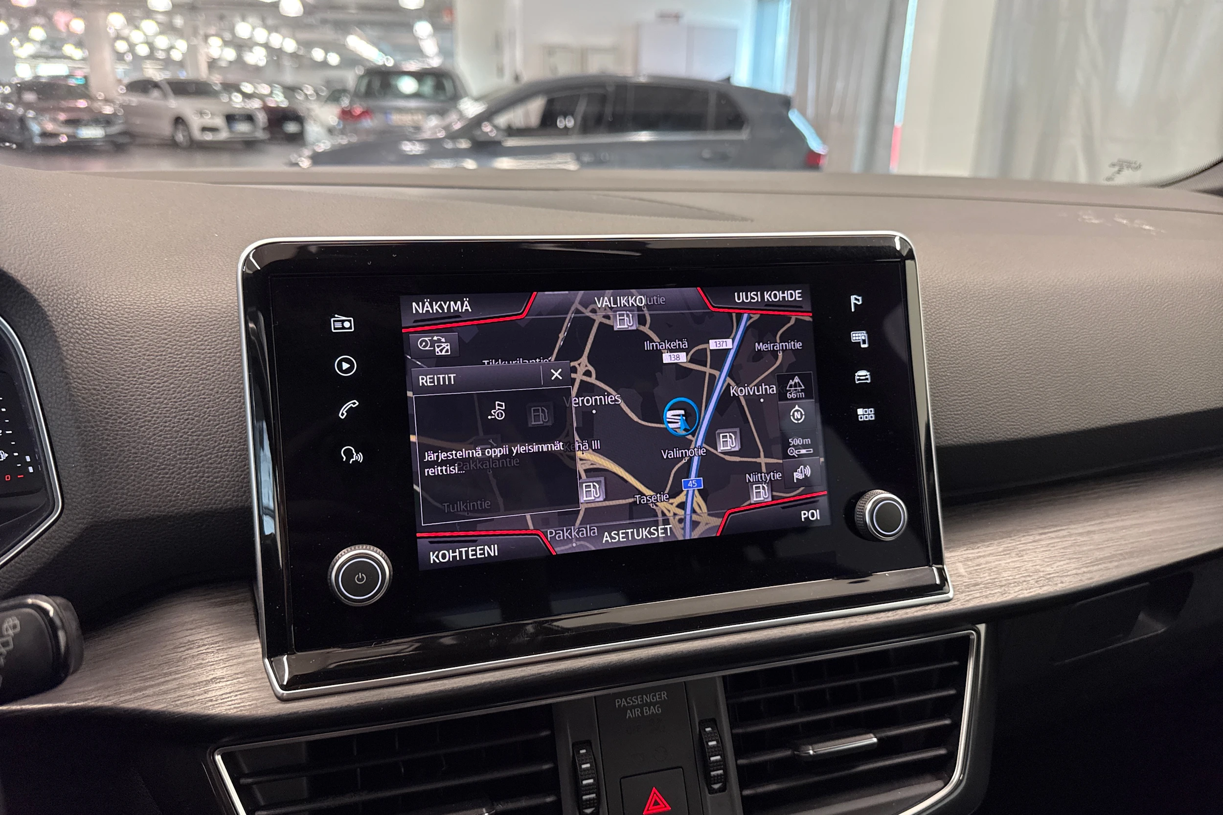 musta SEAT Tarraco 2019 kuva 32.