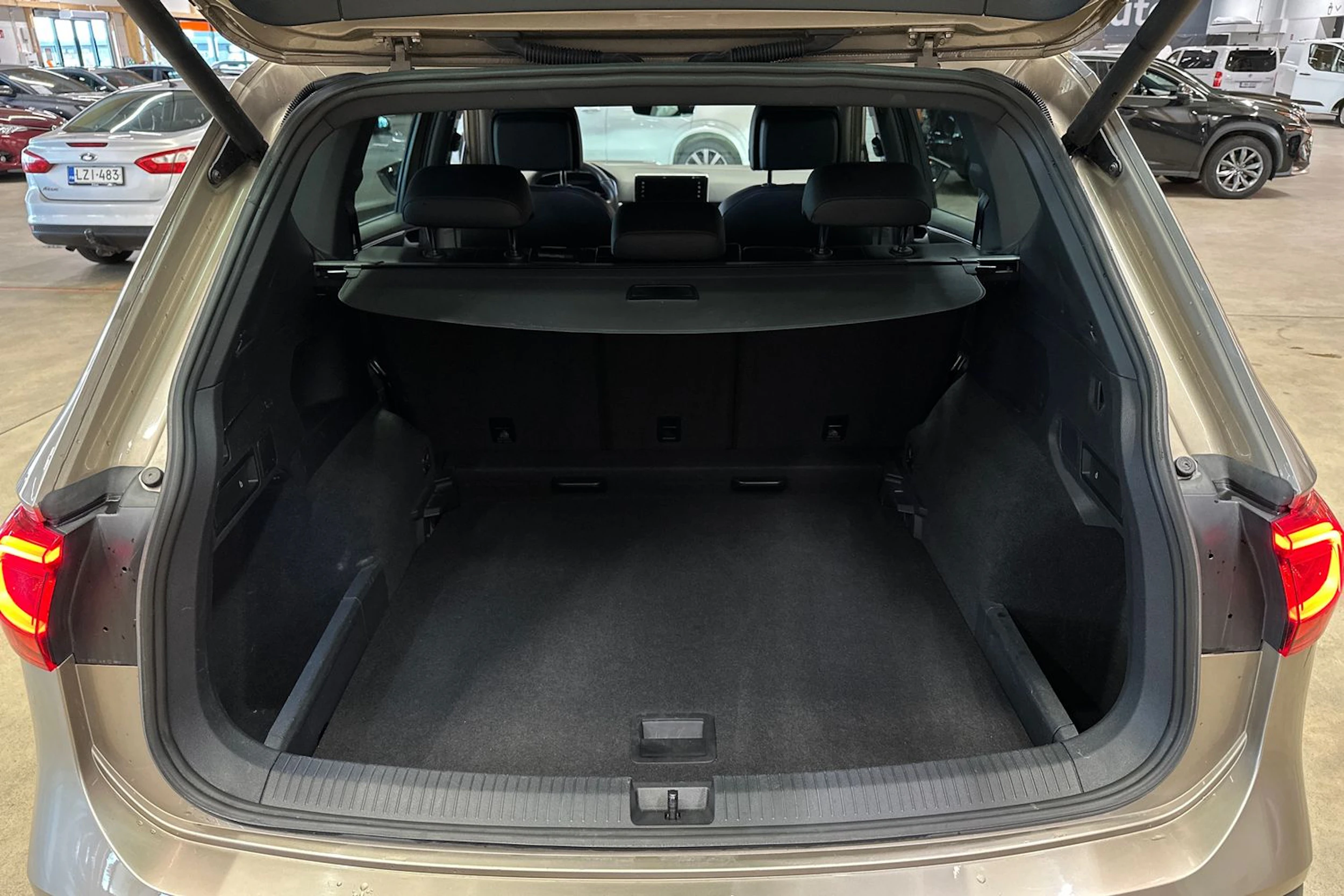met. ruskea (beige) SEAT Tarraco 2019 kuva 29.