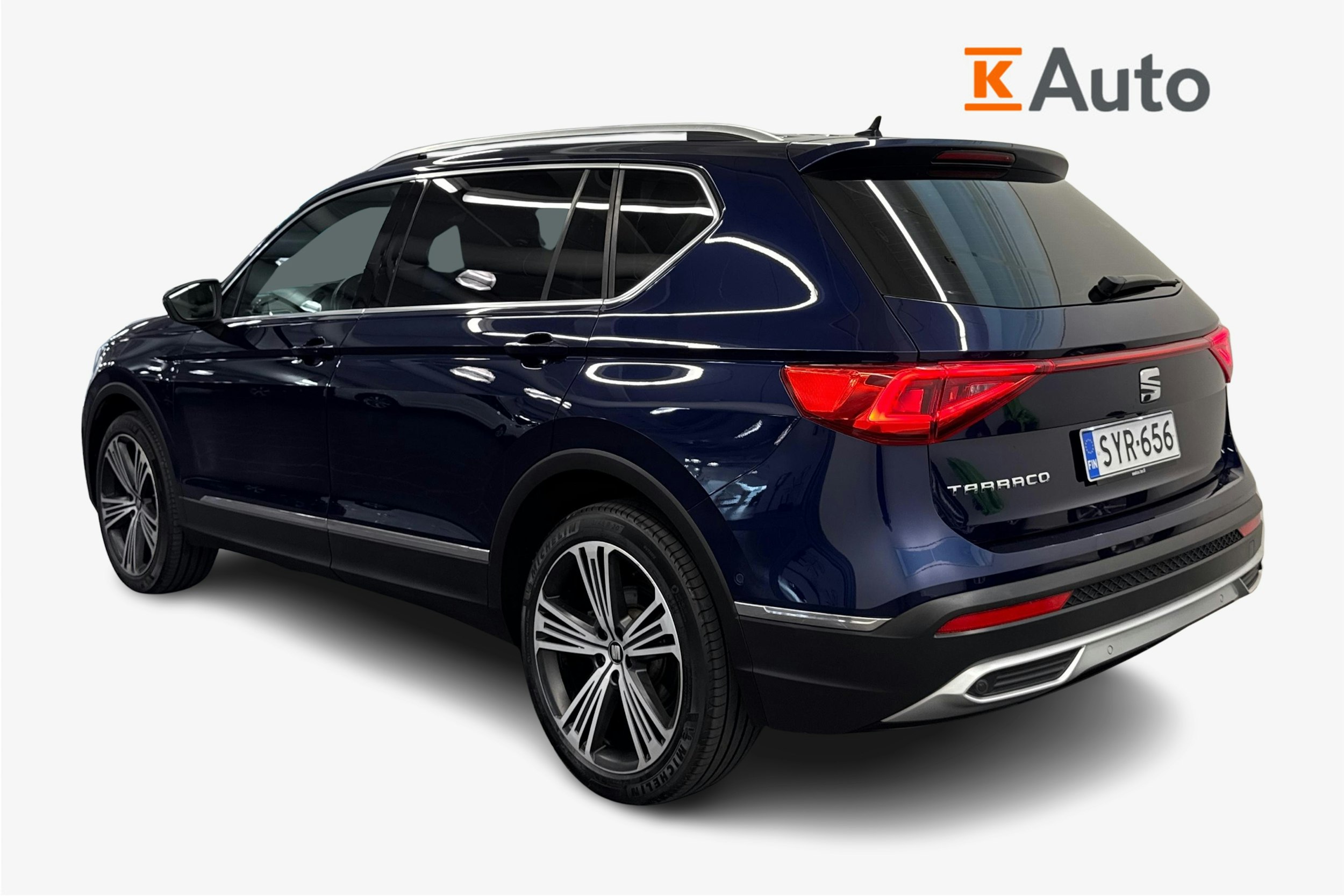 sininen SEAT Tarraco 2019 kuva 5.