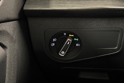 sininen SEAT Tarraco 2019 kuva 27.