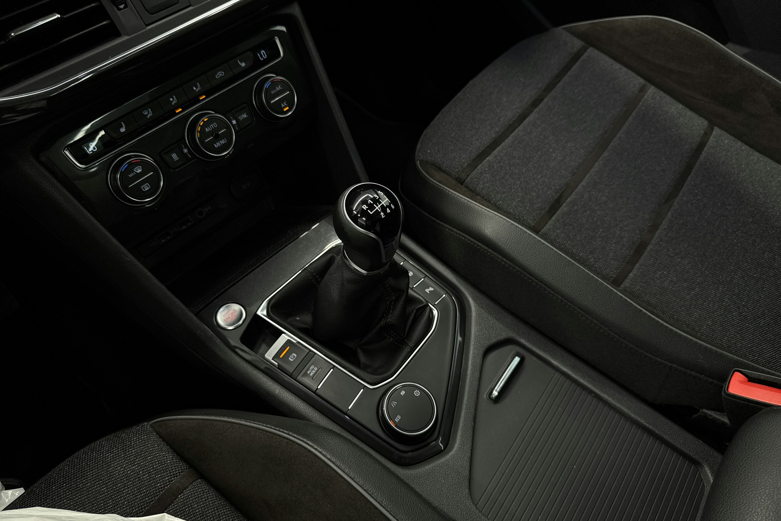 sininen SEAT Tarraco 2019 kuva 33.