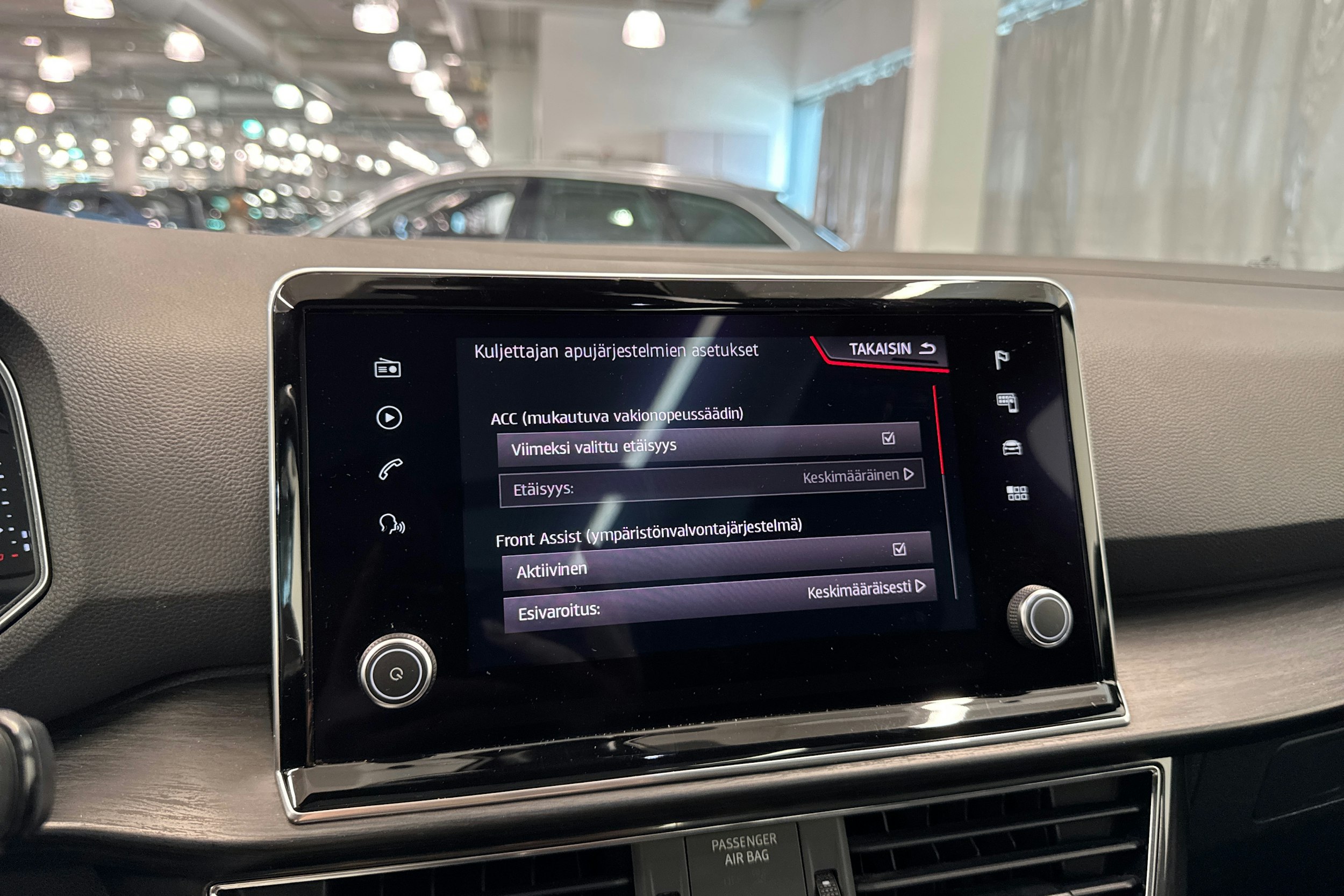 sininen SEAT Tarraco 2019 kuva 41.
