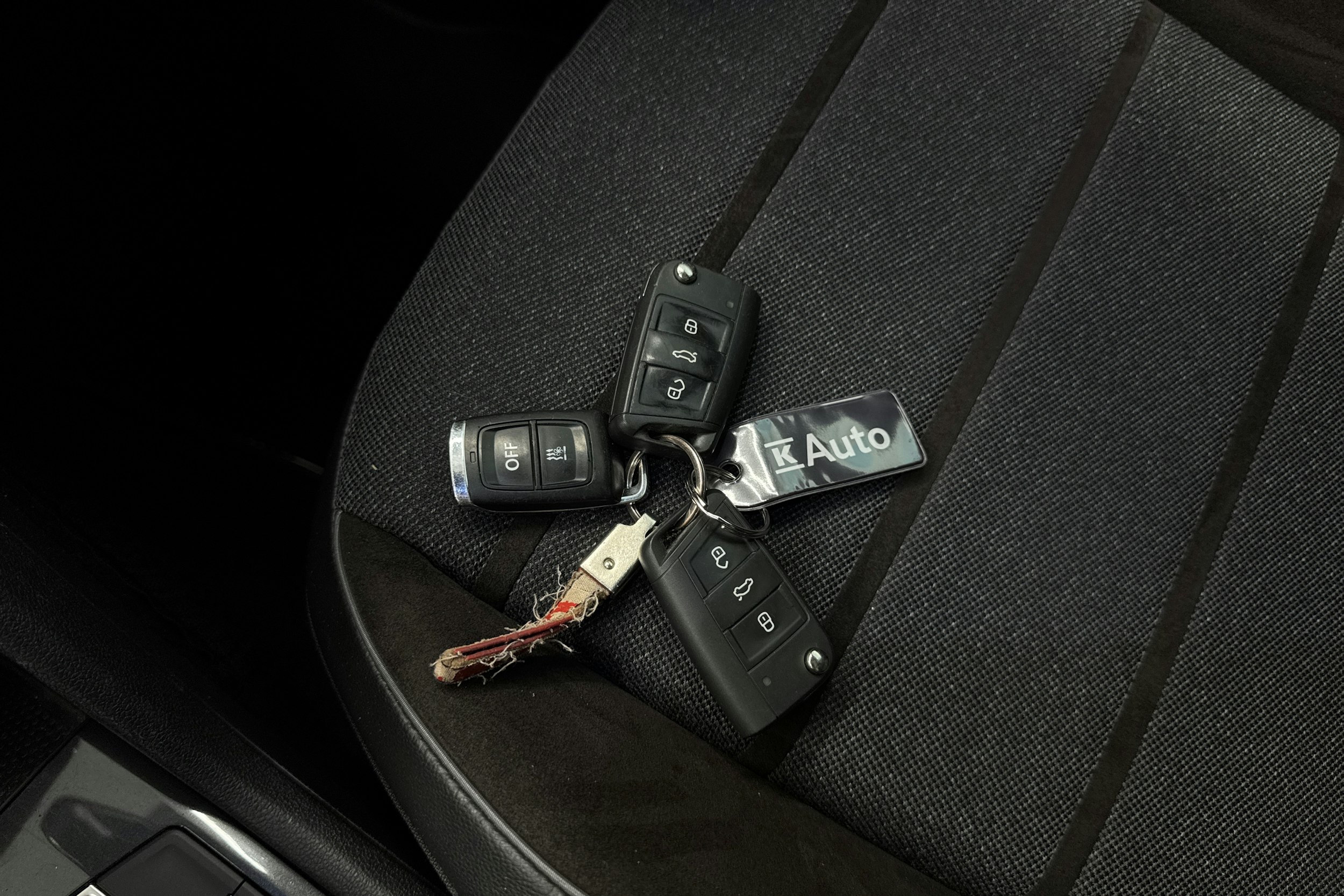 sininen SEAT Tarraco 2019 kuva 44.