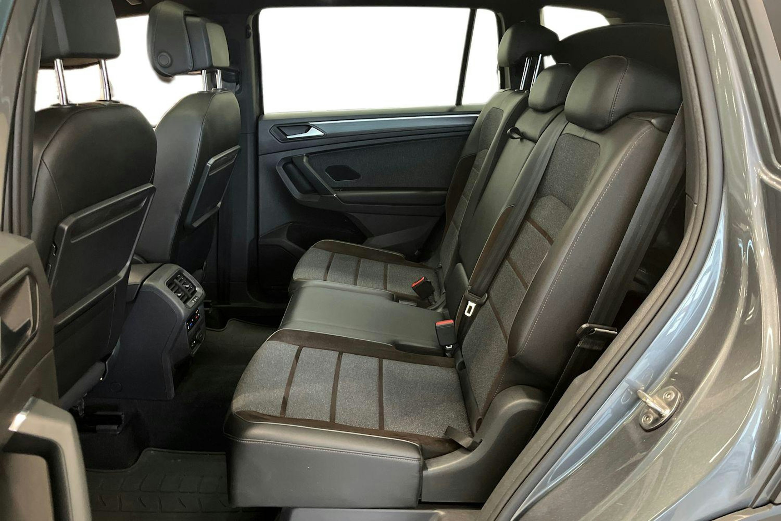 harmaa SEAT Tarraco 2019 kuva 10.