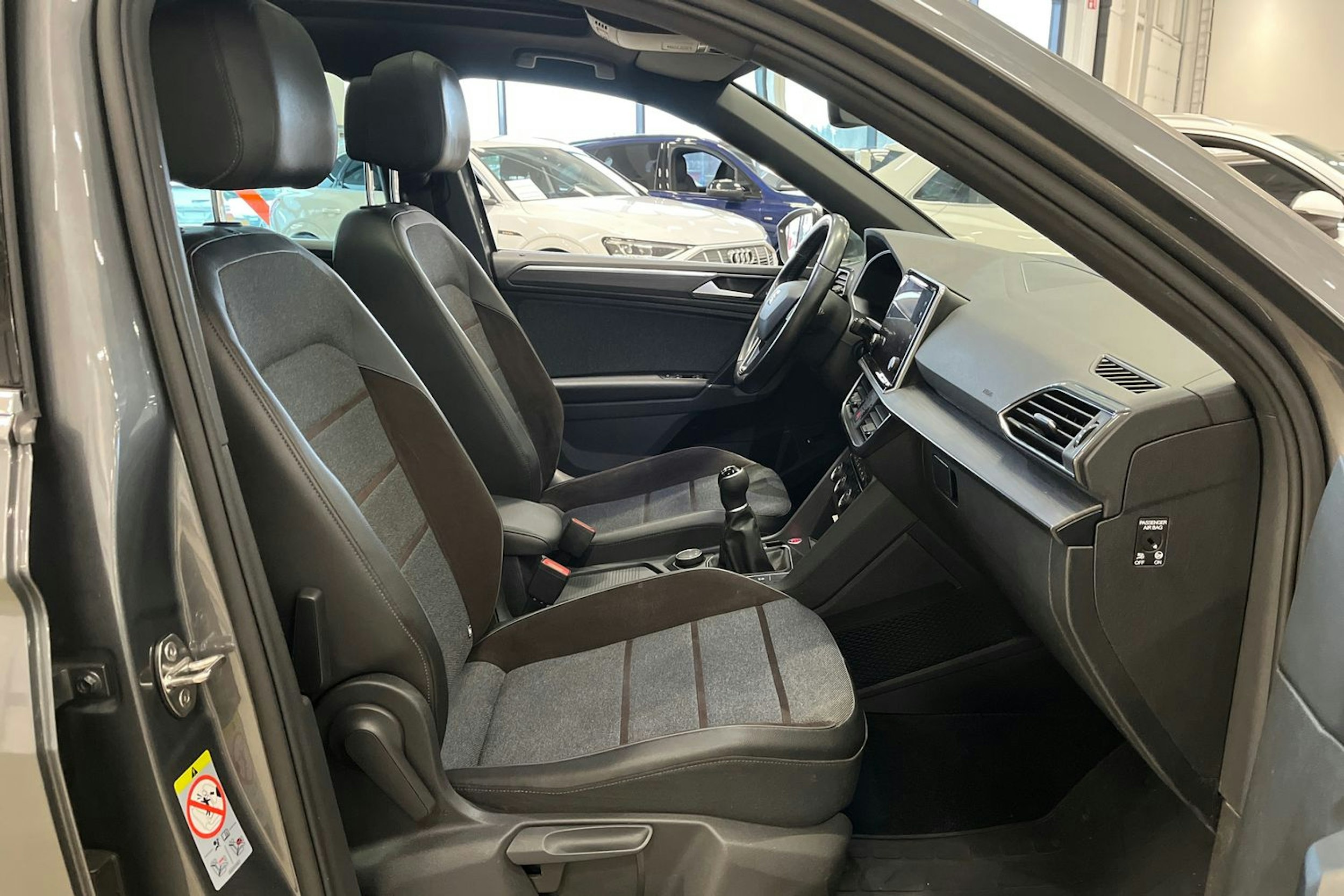 harmaa SEAT Tarraco 2019 kuva 15.