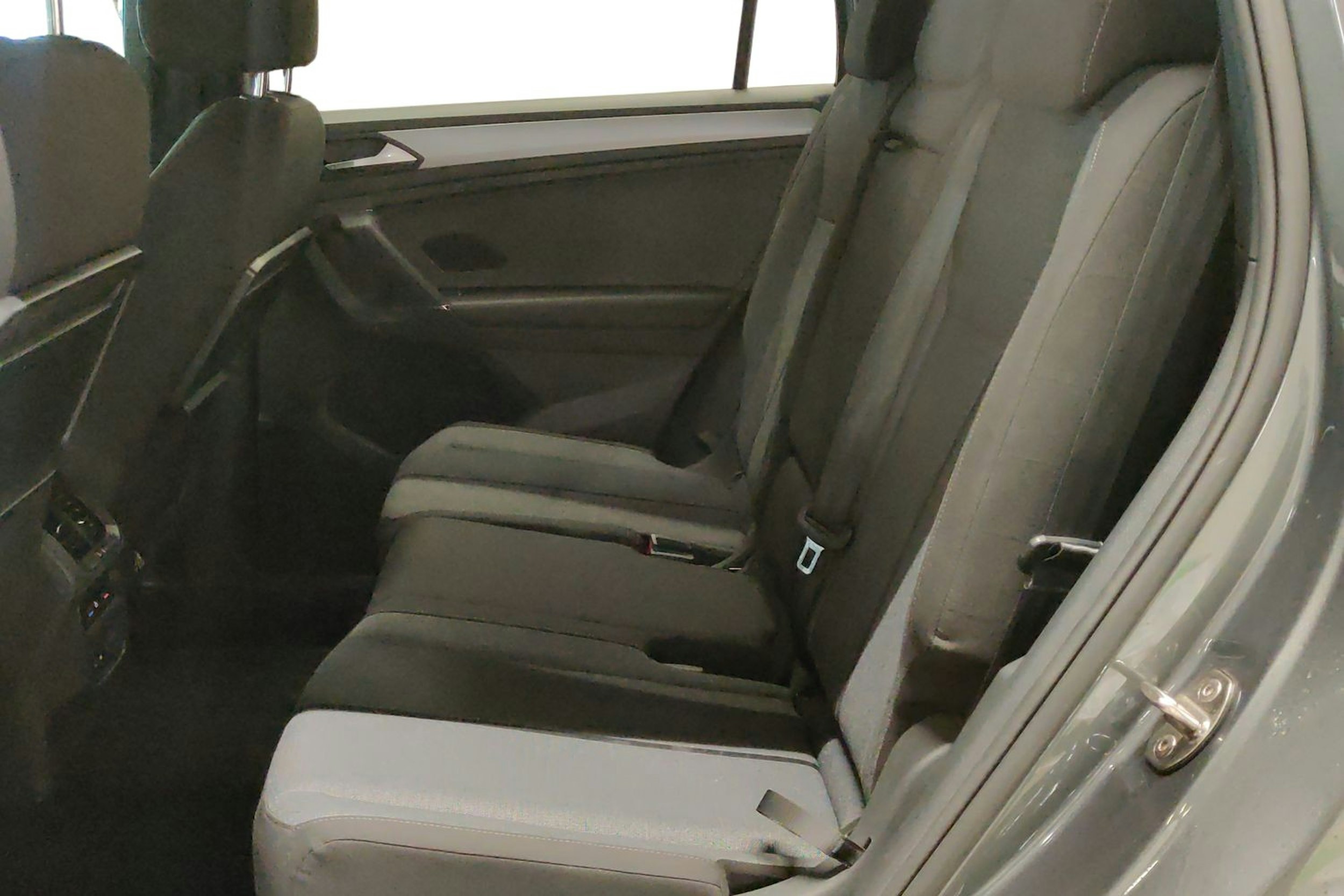 harmaa SEAT Tarraco 2019 kuva 10.