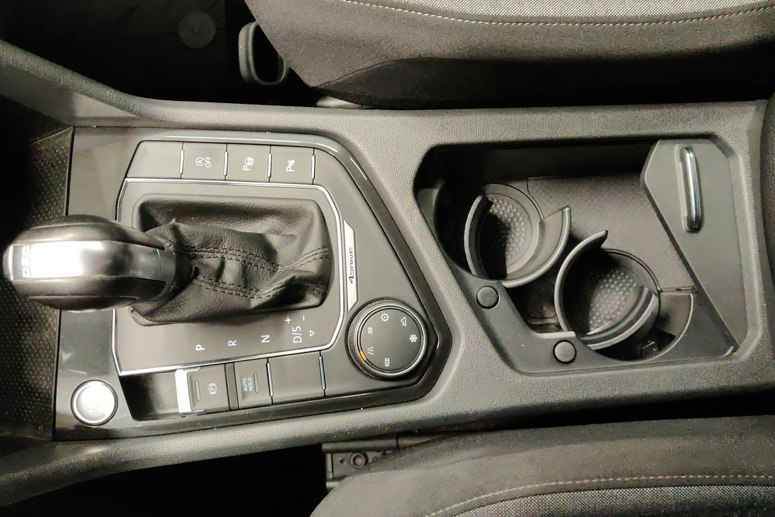 harmaa SEAT Tarraco 2019 kuva 19.
