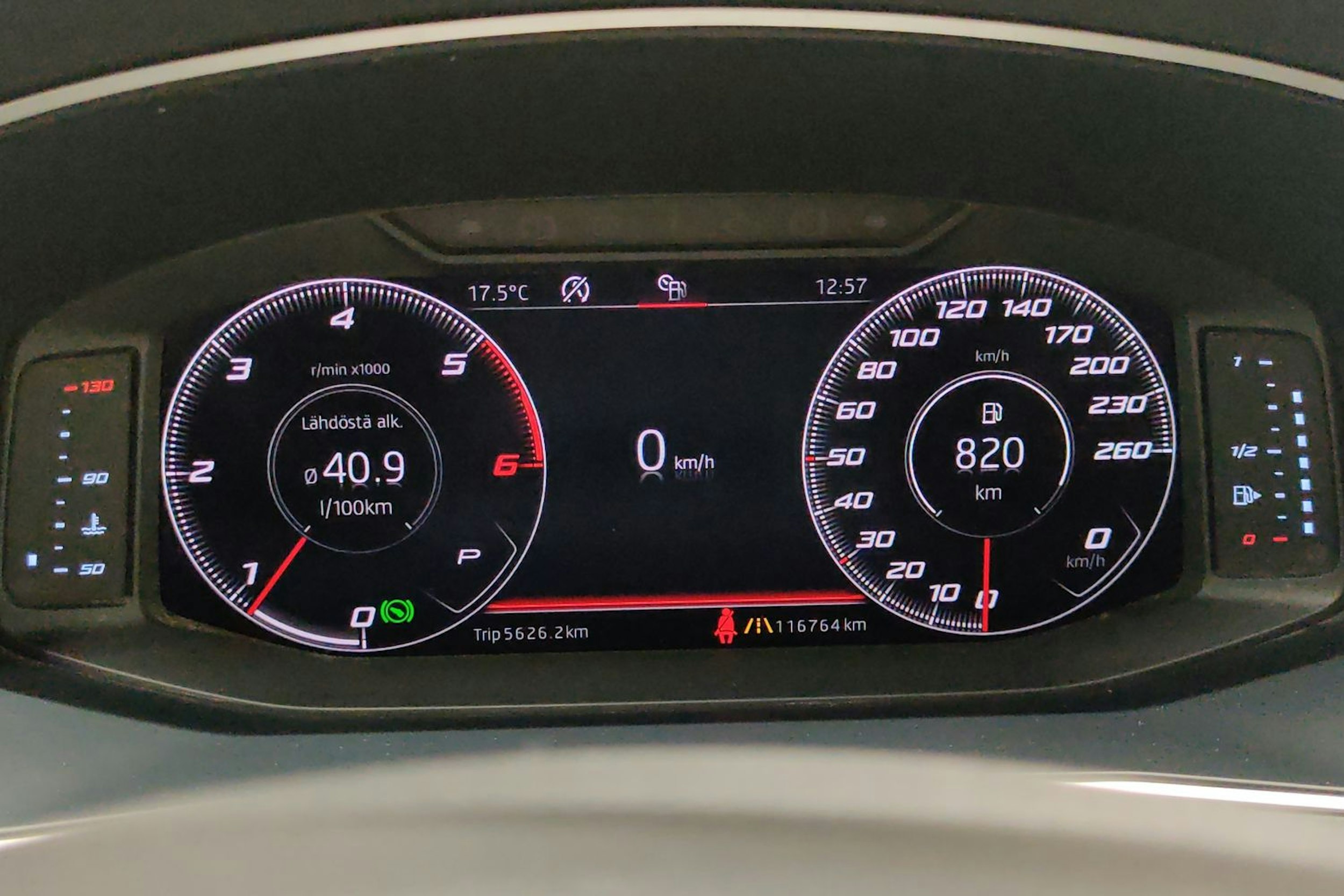 harmaa SEAT Tarraco 2019 kuva 20.
