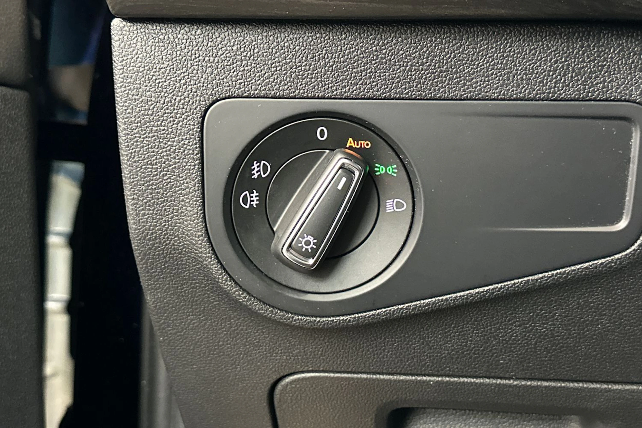 sininen SEAT Tarraco 2019 kuva 16.