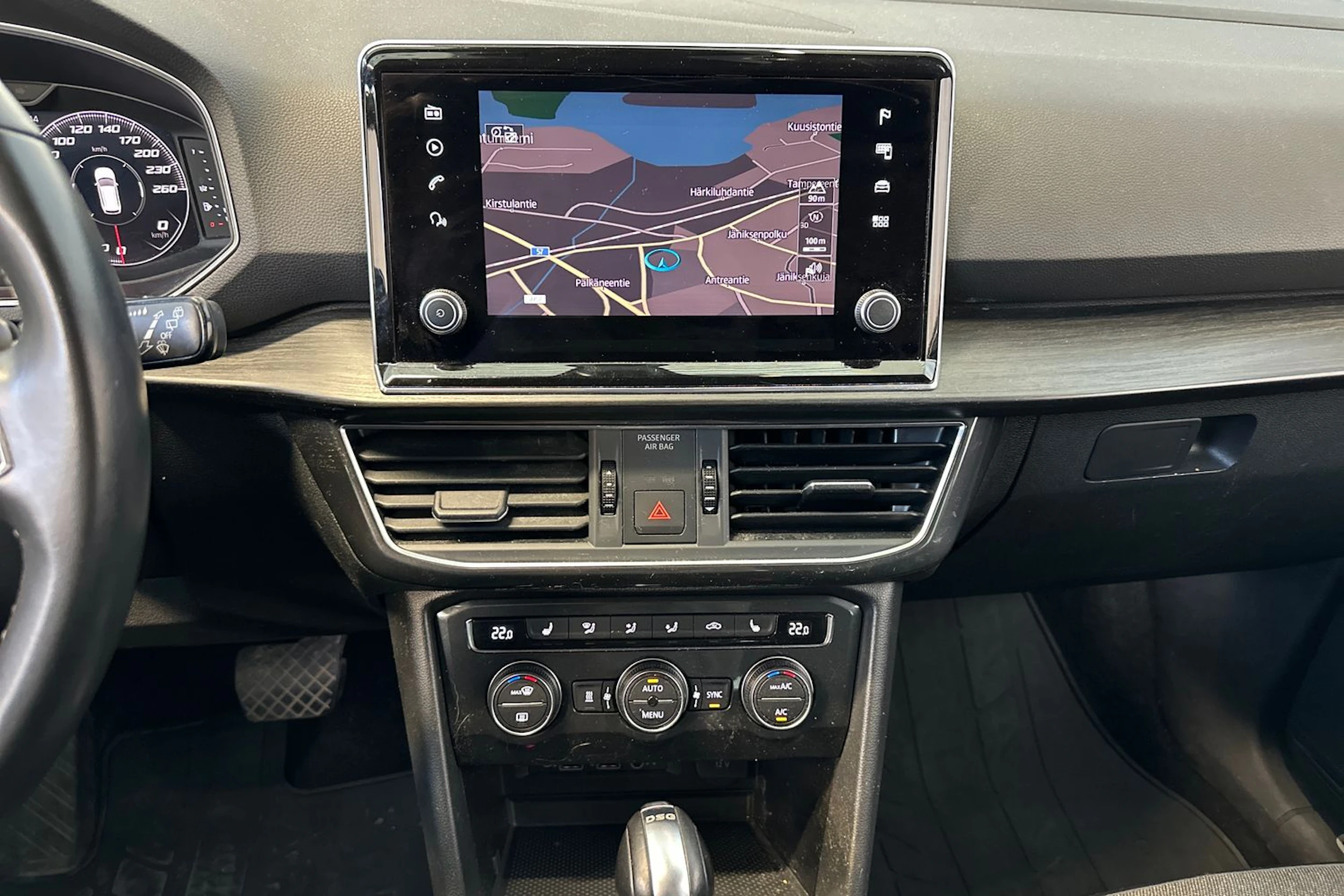 sininen SEAT Tarraco 2019 kuva 20.