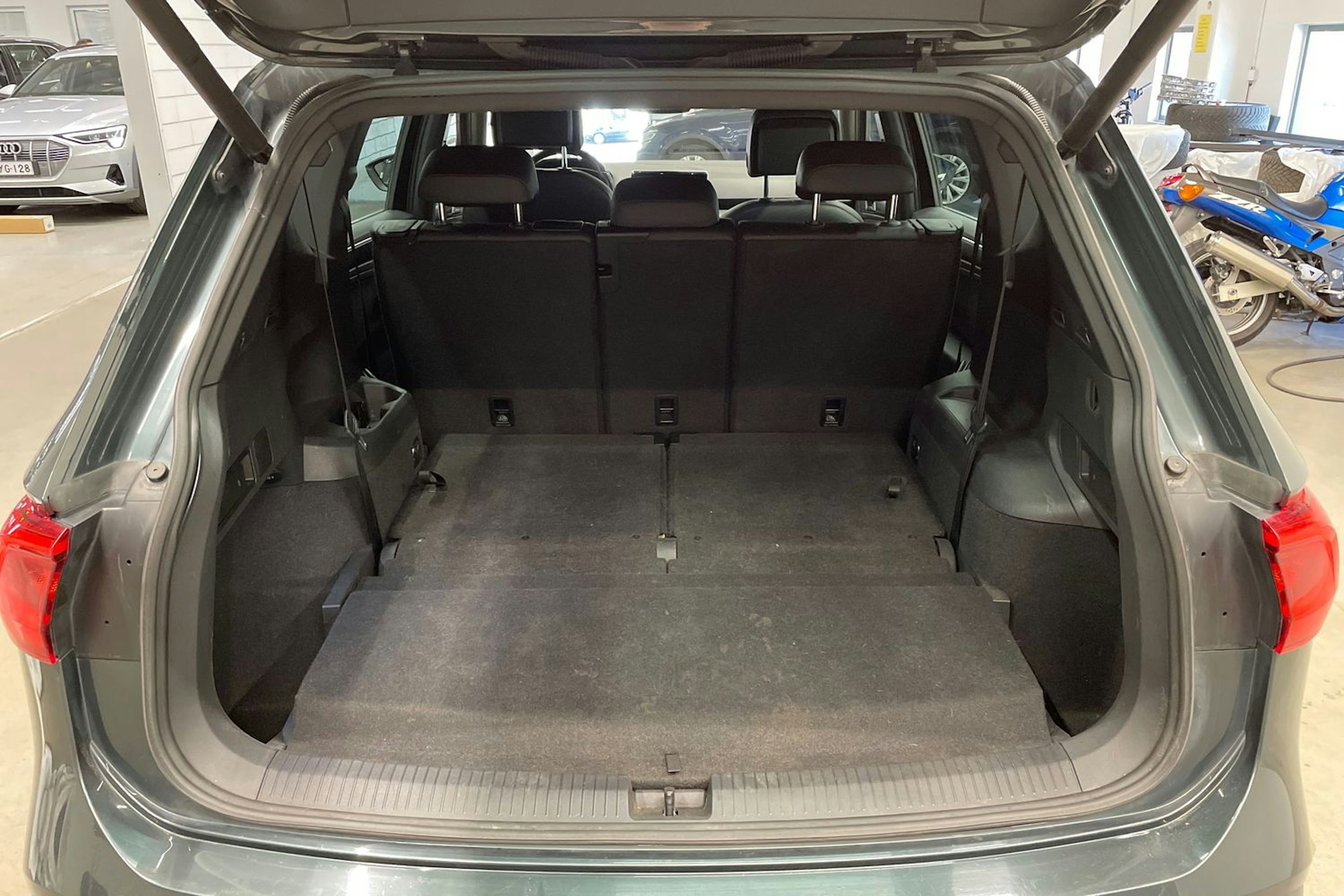 Vihreä SEAT Tarraco 2019 kuva 14.