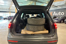 Harmaa SEAT Tarraco 2019 kuva 6.