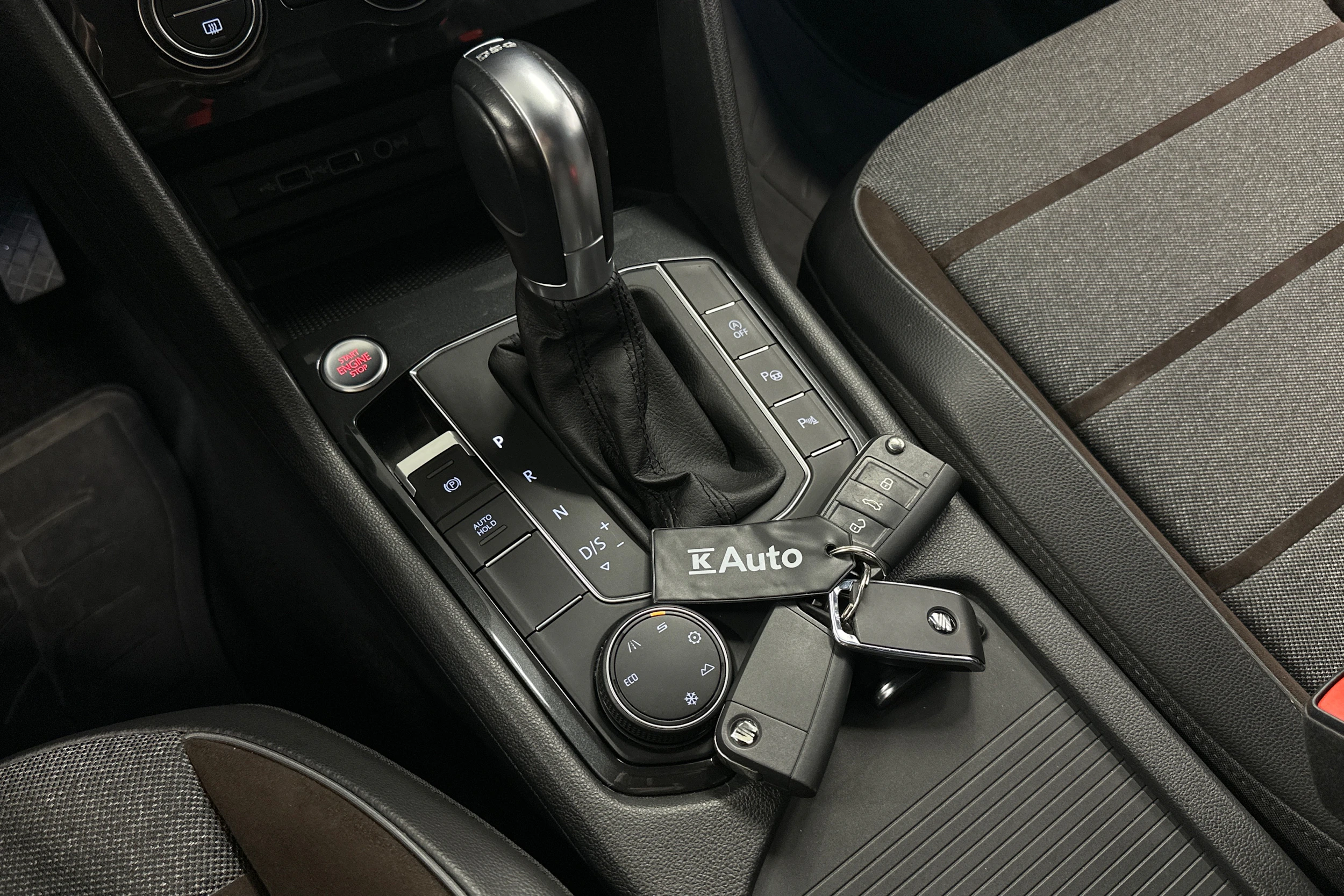 Harmaa SEAT Tarraco 2019 kuva 18.